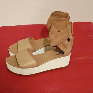 Sorel Tan and Cream Wedge Sandals